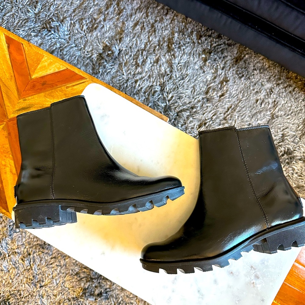 Sorel patent leather rain booties